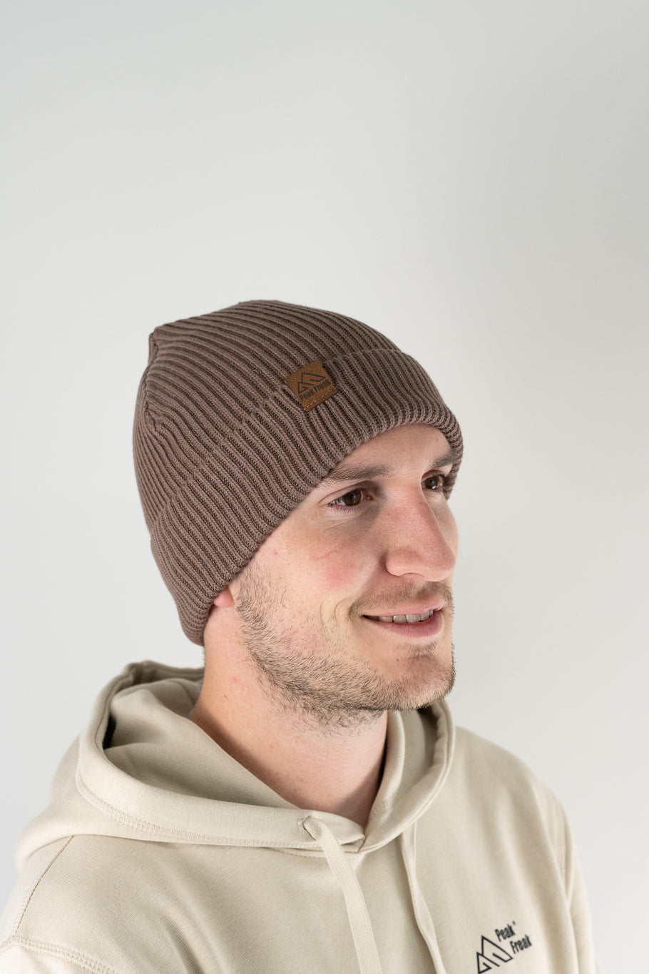 Peak Freak Classic Beanie Mocha