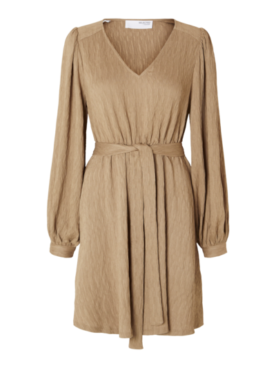 Selected  Quinn greige