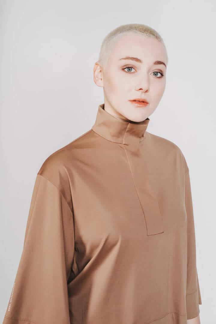 Deep white black placket shirt
