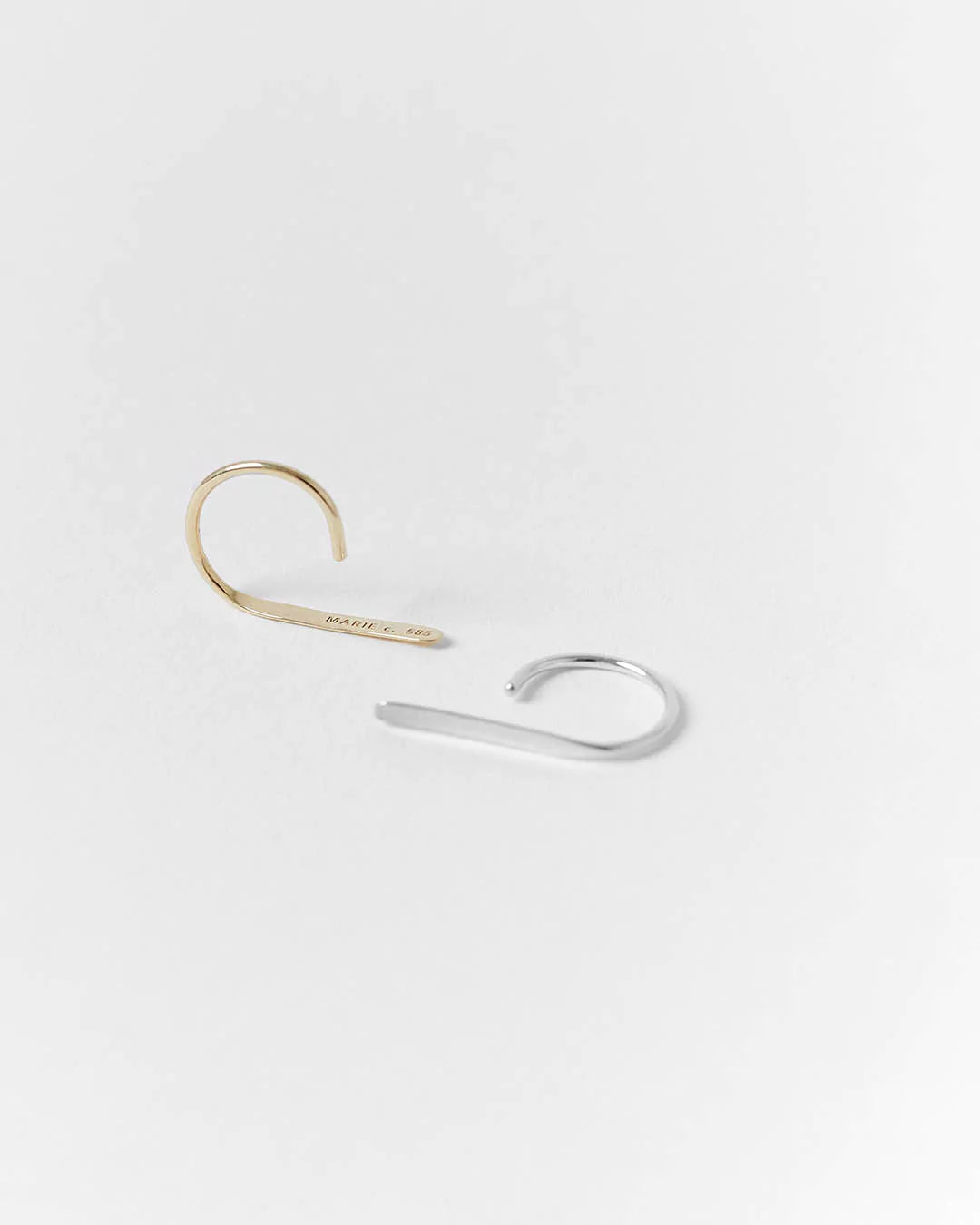 Marie C. ESSENTIAL EARCUFFRING . silver (925)