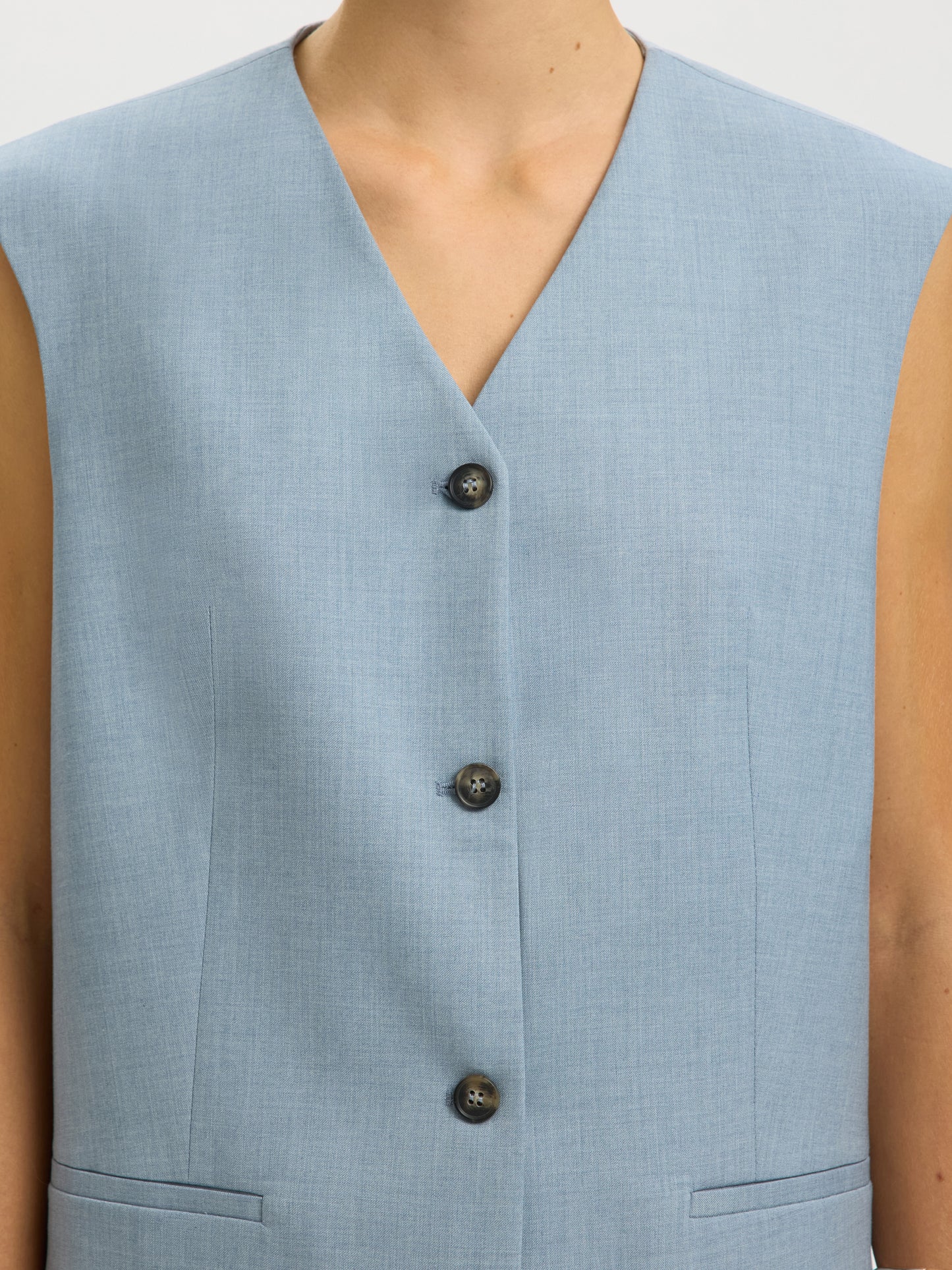 Lisa Vest