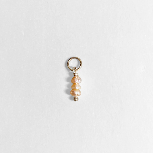 Epic Follower Charm Peachy Pearl