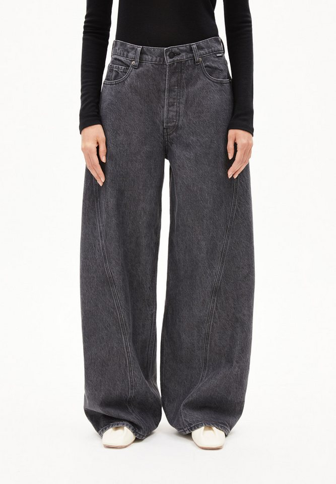 Aalthea Mid Waist Barrel Jean